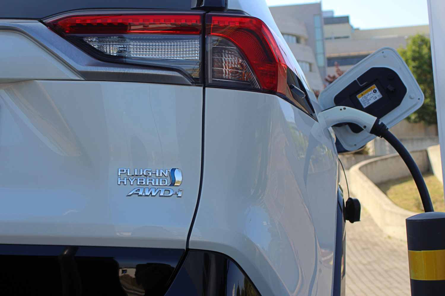 1711020555 649 Hybrides rechargeables Decouvrez comment ils fonctionnent et quels sont leurs