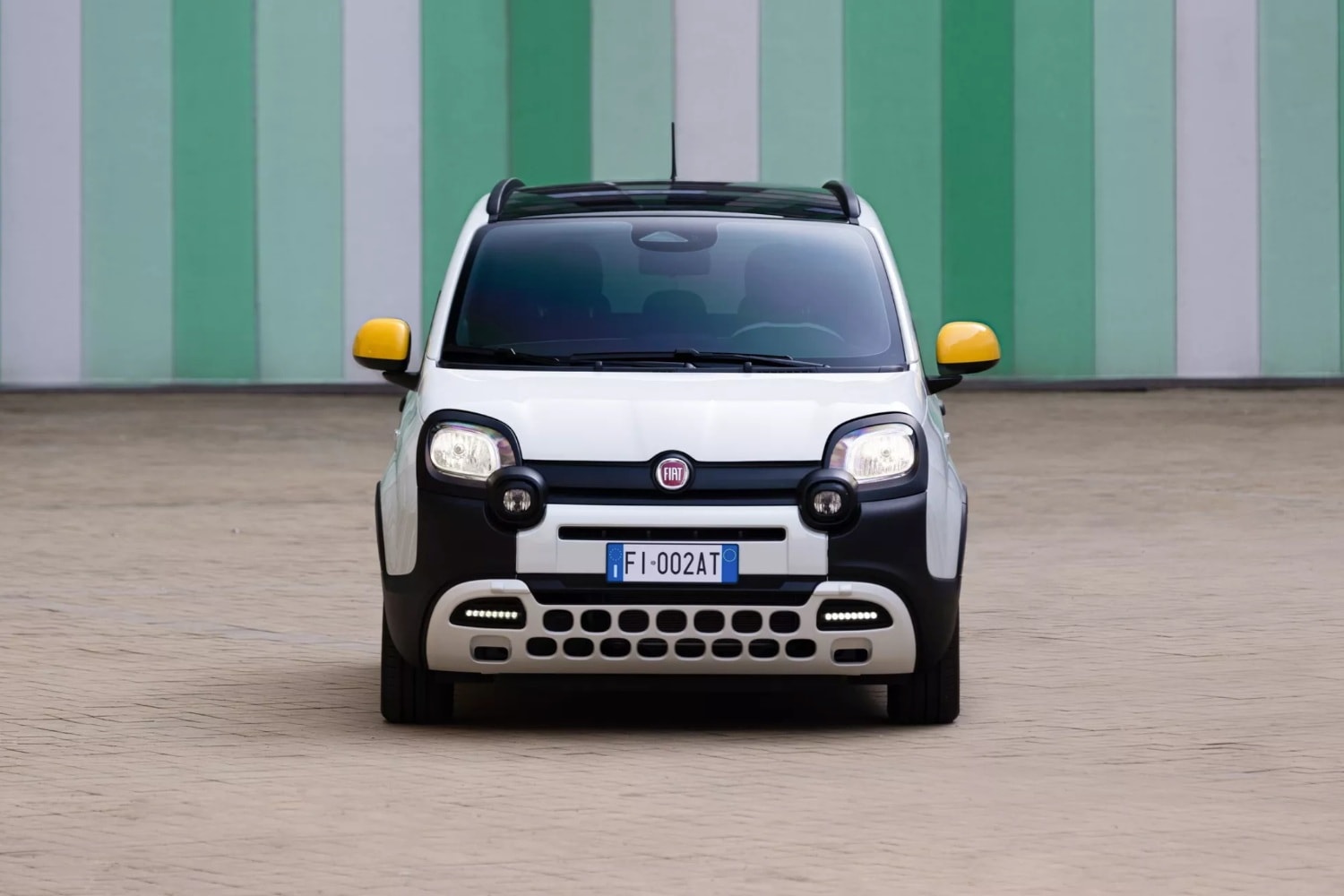 Malgré le VE. Fiat Panda refuse la réforme et présente une nouvelle édition spéciale Fiat Panda Pandina