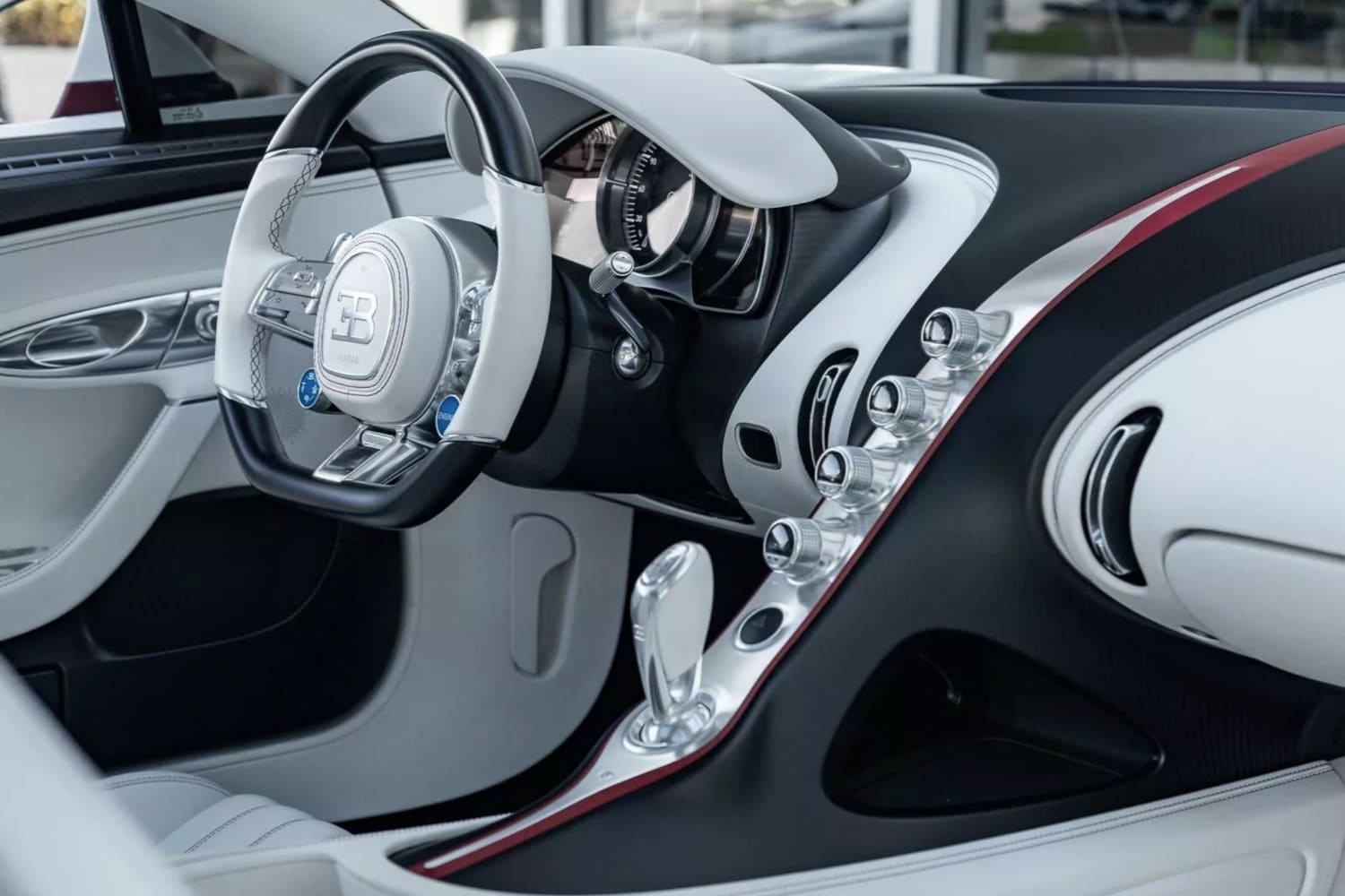 Les photos de la Chiron montrent une unité impeccablement conservée, y compris l'intérieur 