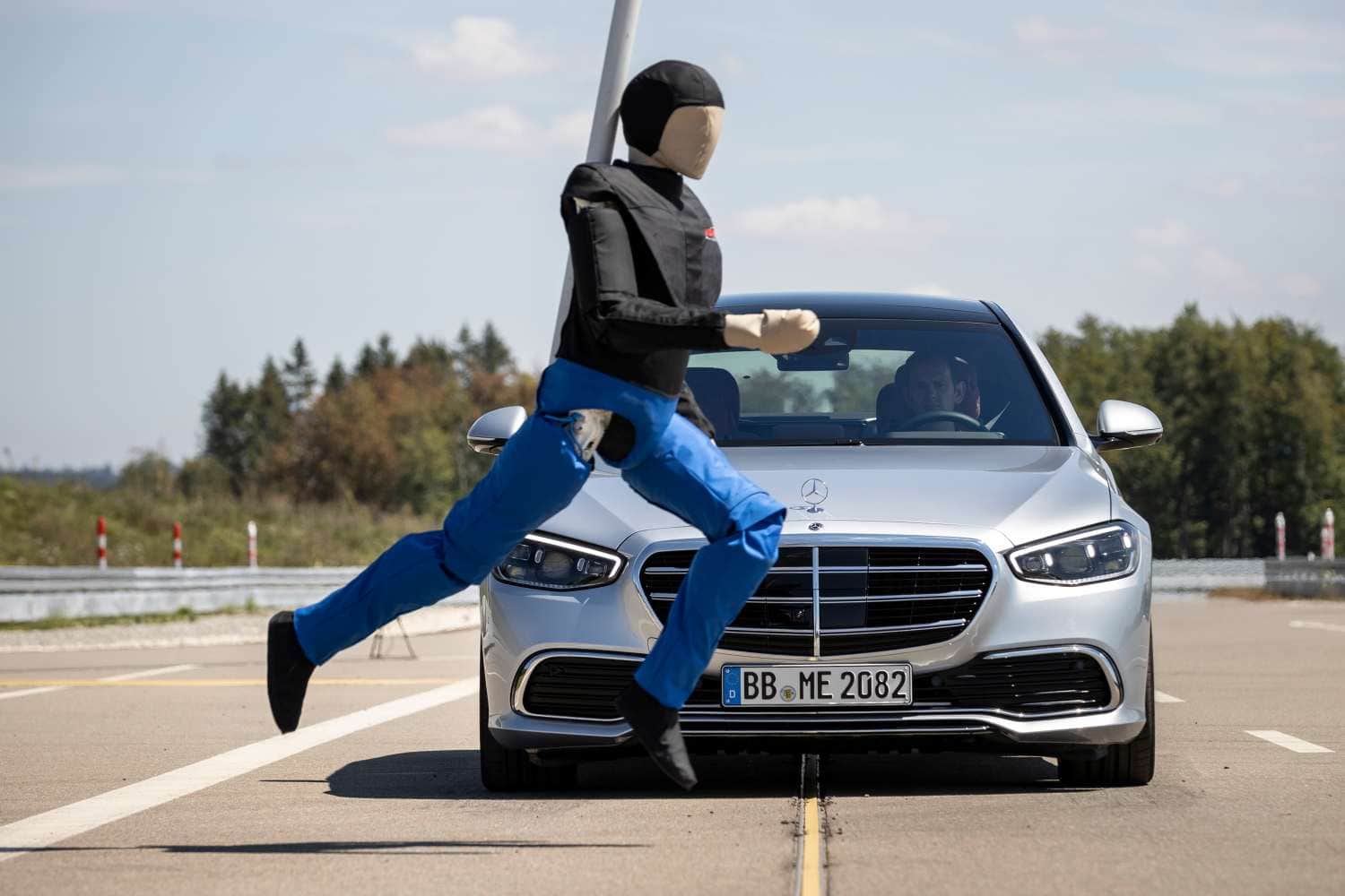 1713176969 944 GSR2 La reglementation qui rendra les voitures plus sures et…