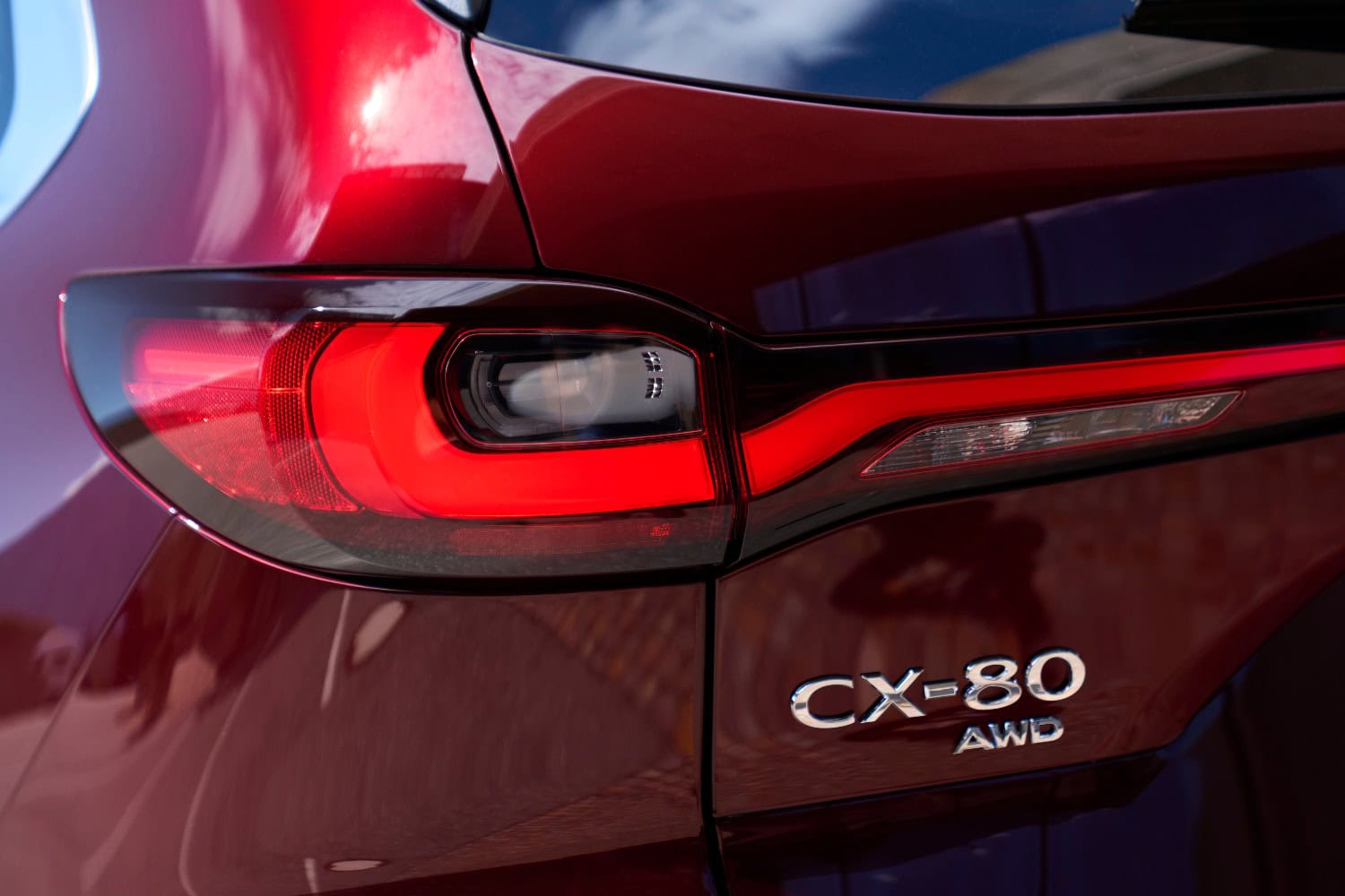 1713461368 150 Diesel et PHEV Le CX 80 est le nouveau produit phare