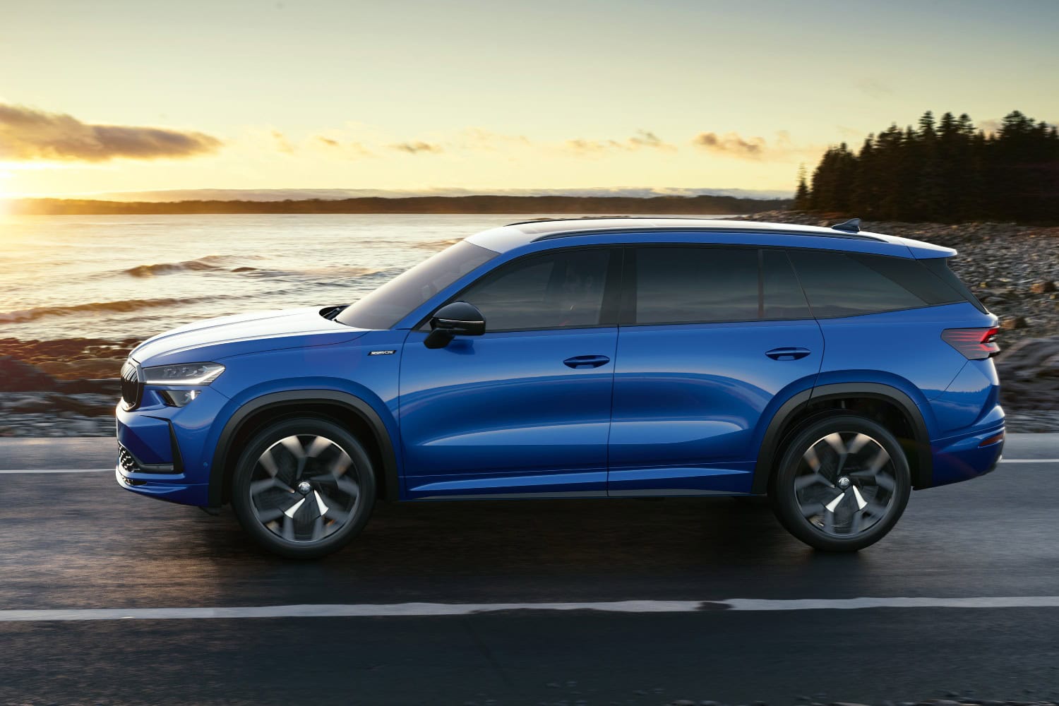 1713536957 708 Nous lavons deja conduit Skoda Kodiaq devient hybride et parcourt