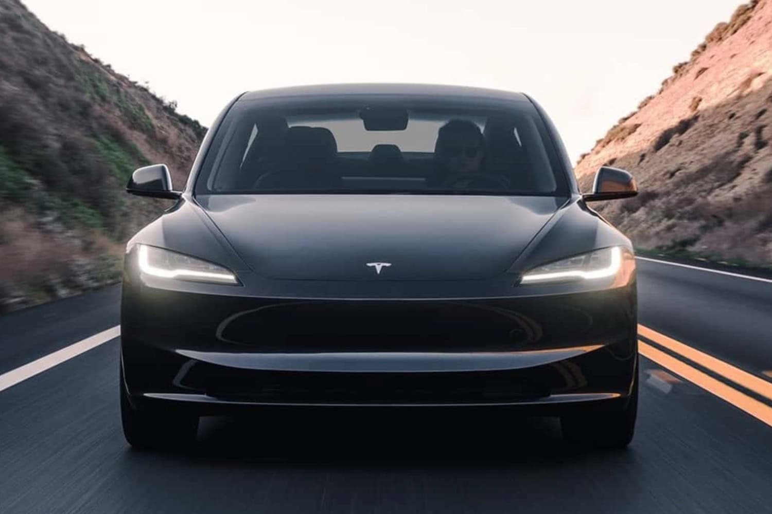1713947366 801 Nous connaissons deja les prix Tesla presente la Model