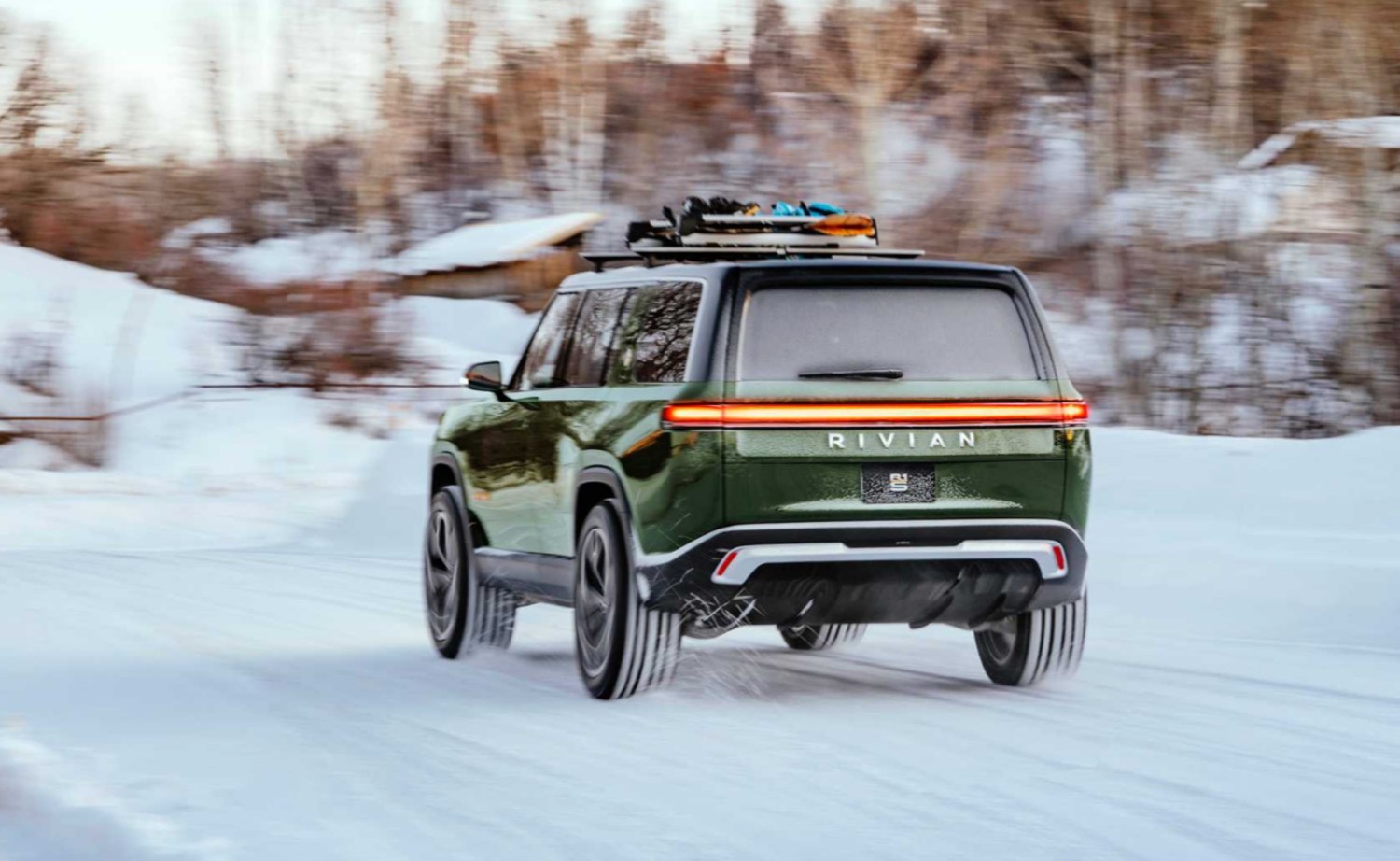 Bien que ce ne soit pas un environnement privilégié pour les véhicules électriques, les constructeurs automobiles, comme Rivian, ne manquent pas de soumettre leurs véhicules électriques aux températures les plus basses.