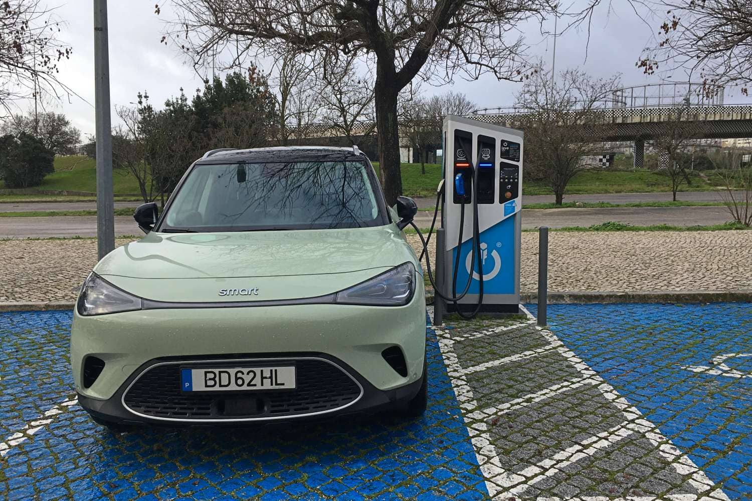 1717582885 761 Intelligent n°1 Premium Returnal en SUV et en grand