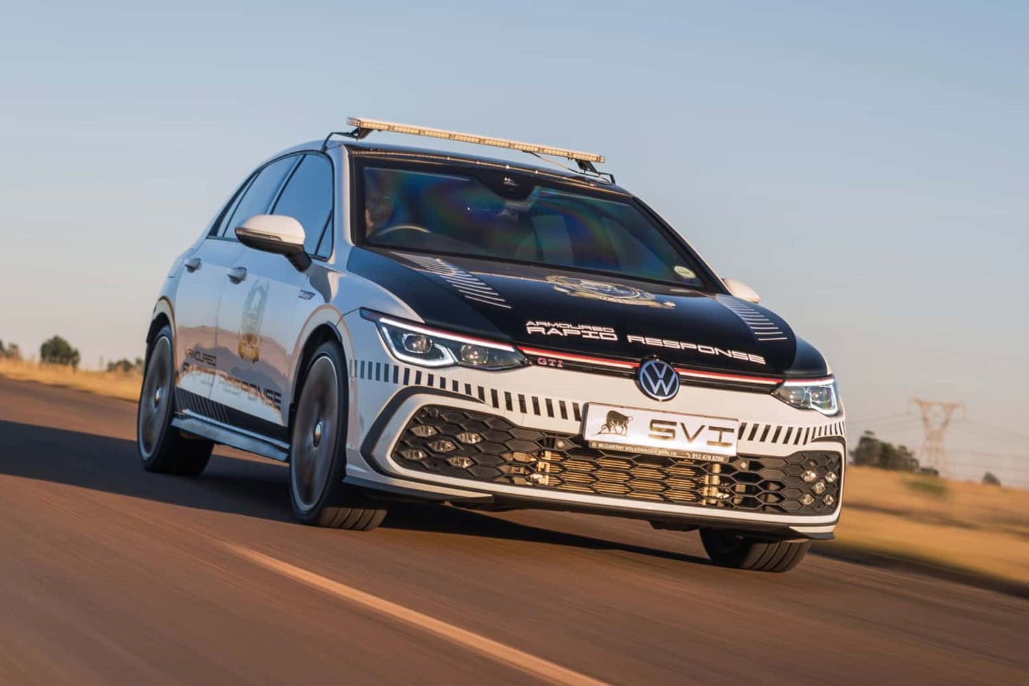 1718212886 407 Voici la premiere Volkswagen Golf GTI anti AK 47