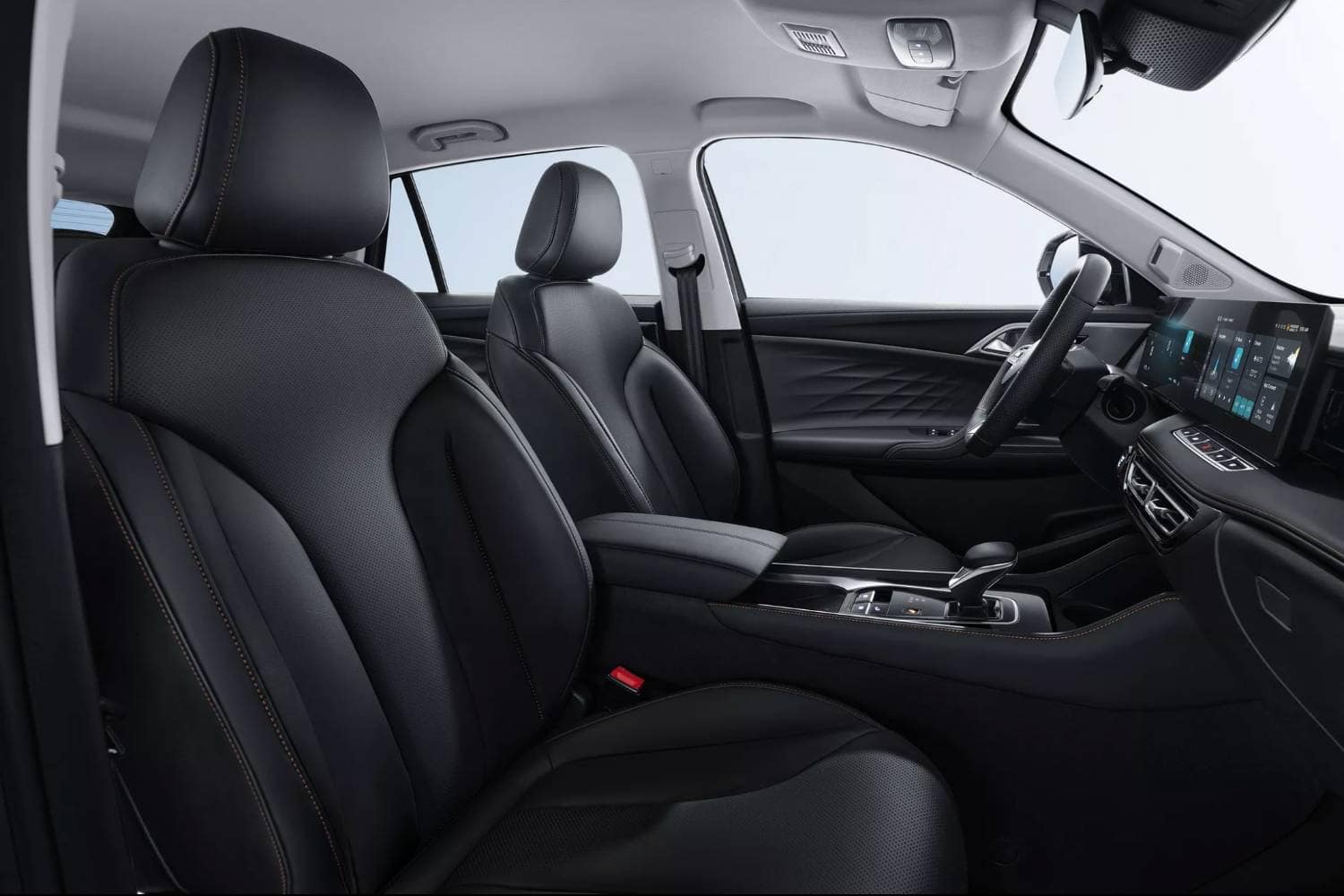 1721031687 944 Rival du RAV4 MG HS a 121 km dautonomie electrique