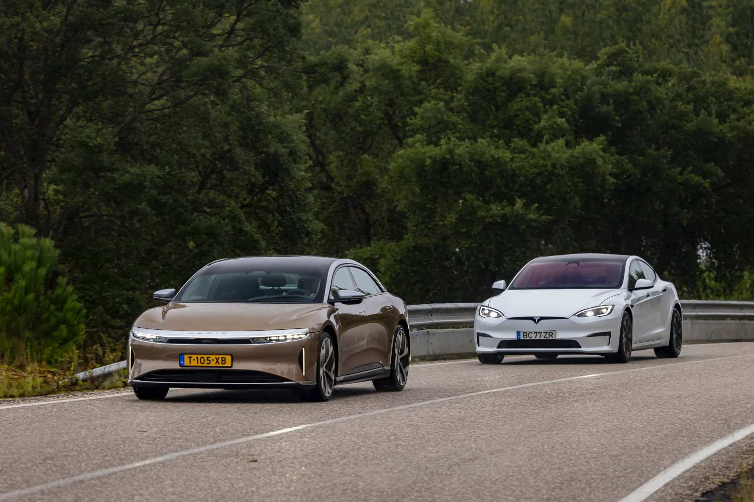 1721211687 976 Lucid Air Dream Edition contre Tesla Model S Plaid Muscle