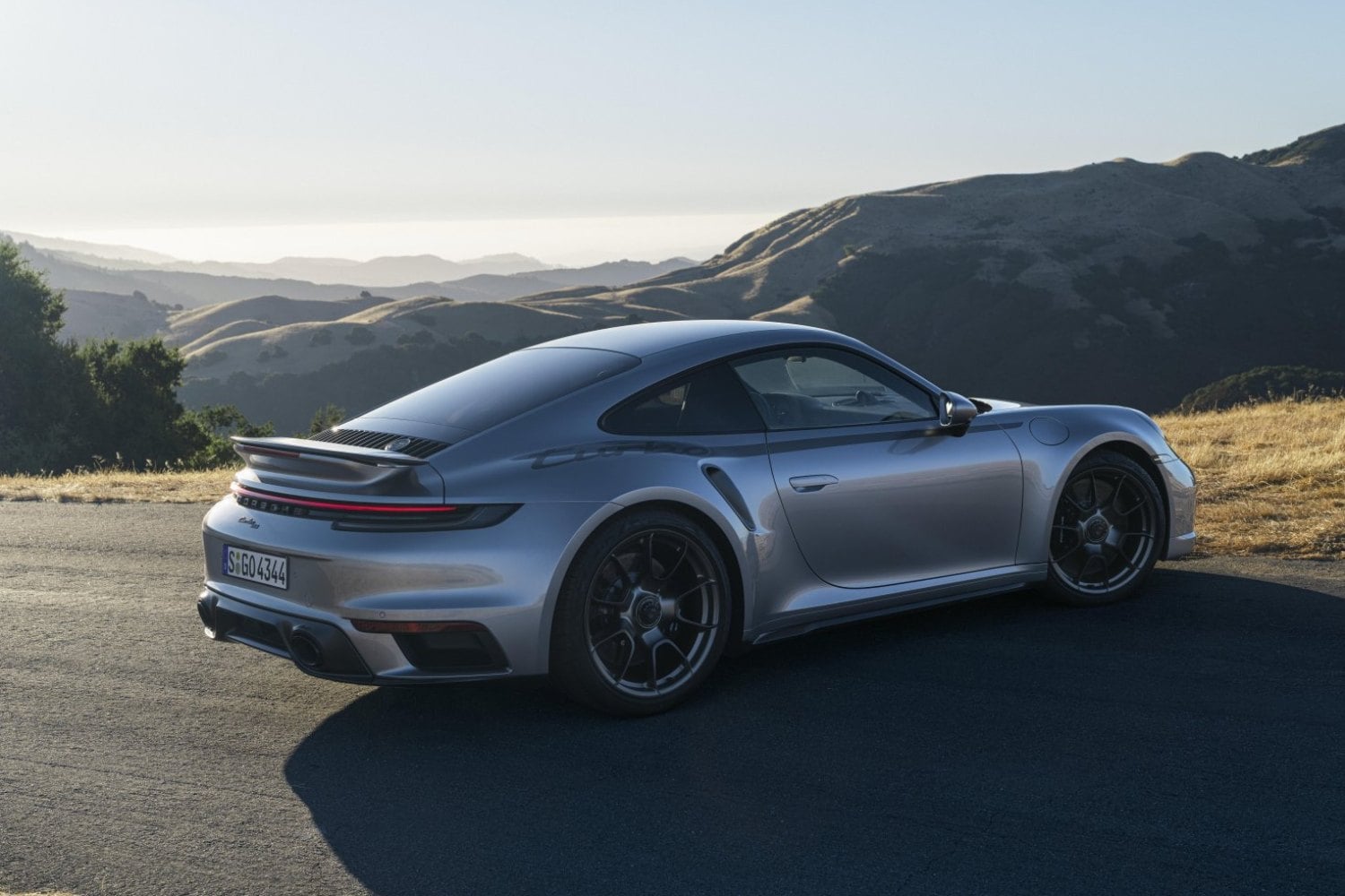 1723969230 798 1974 unites Porsche vous invite a celebrer les 50 ans