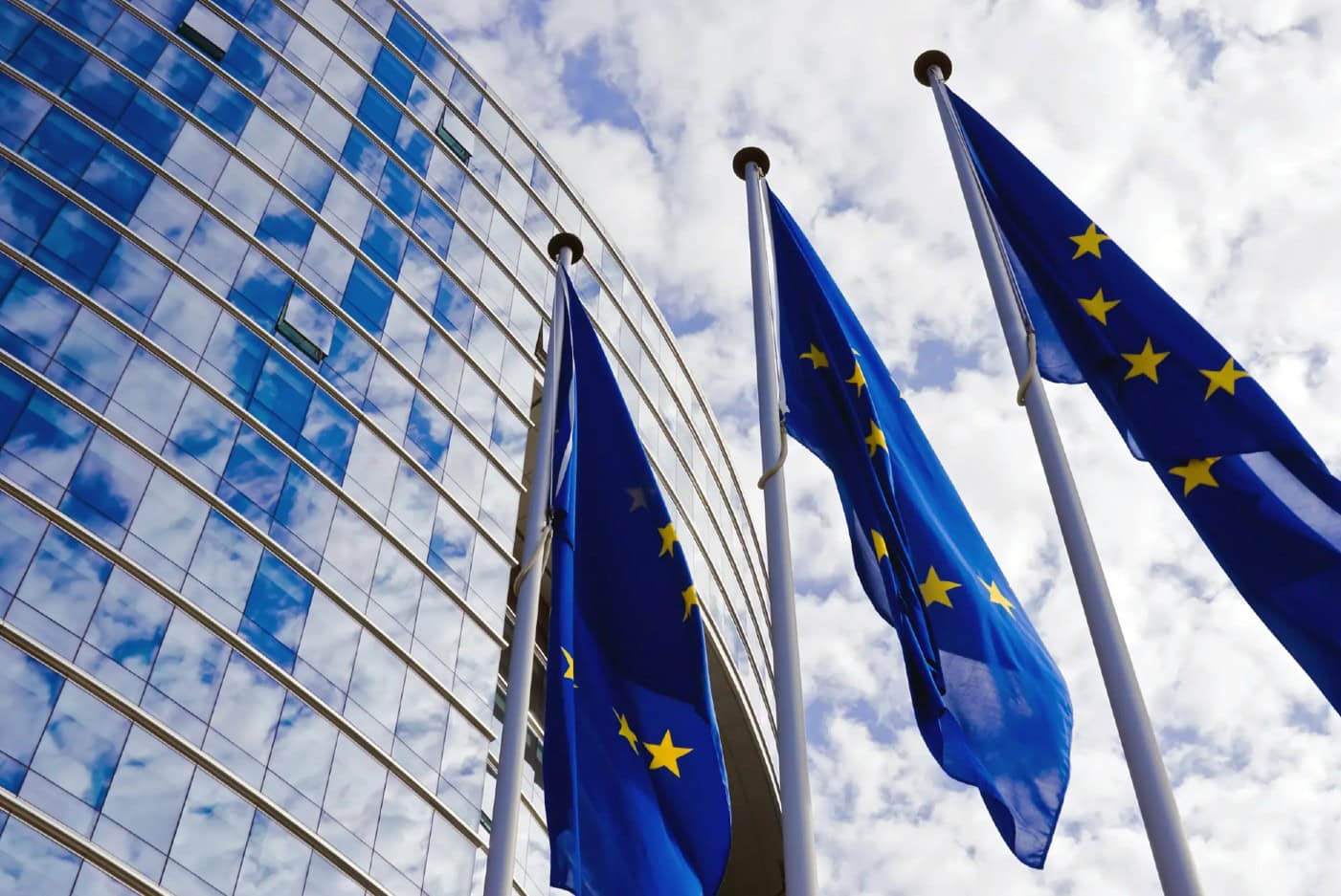 Lattention de lUE Le Canada taxera les vehicules electriques