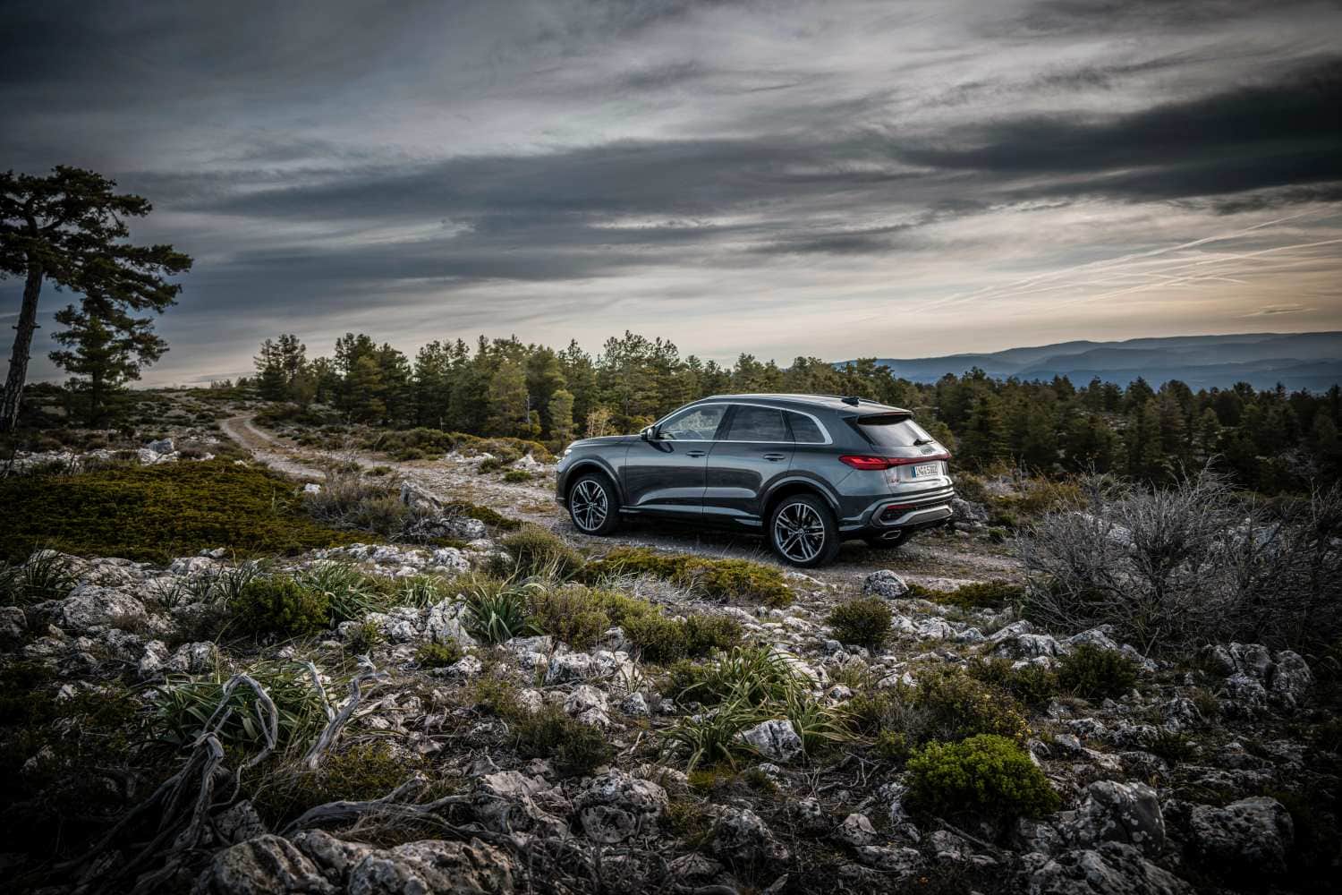 1725351813 258 La nouvelle generation dAudi Q5 devient exclusivement hybride