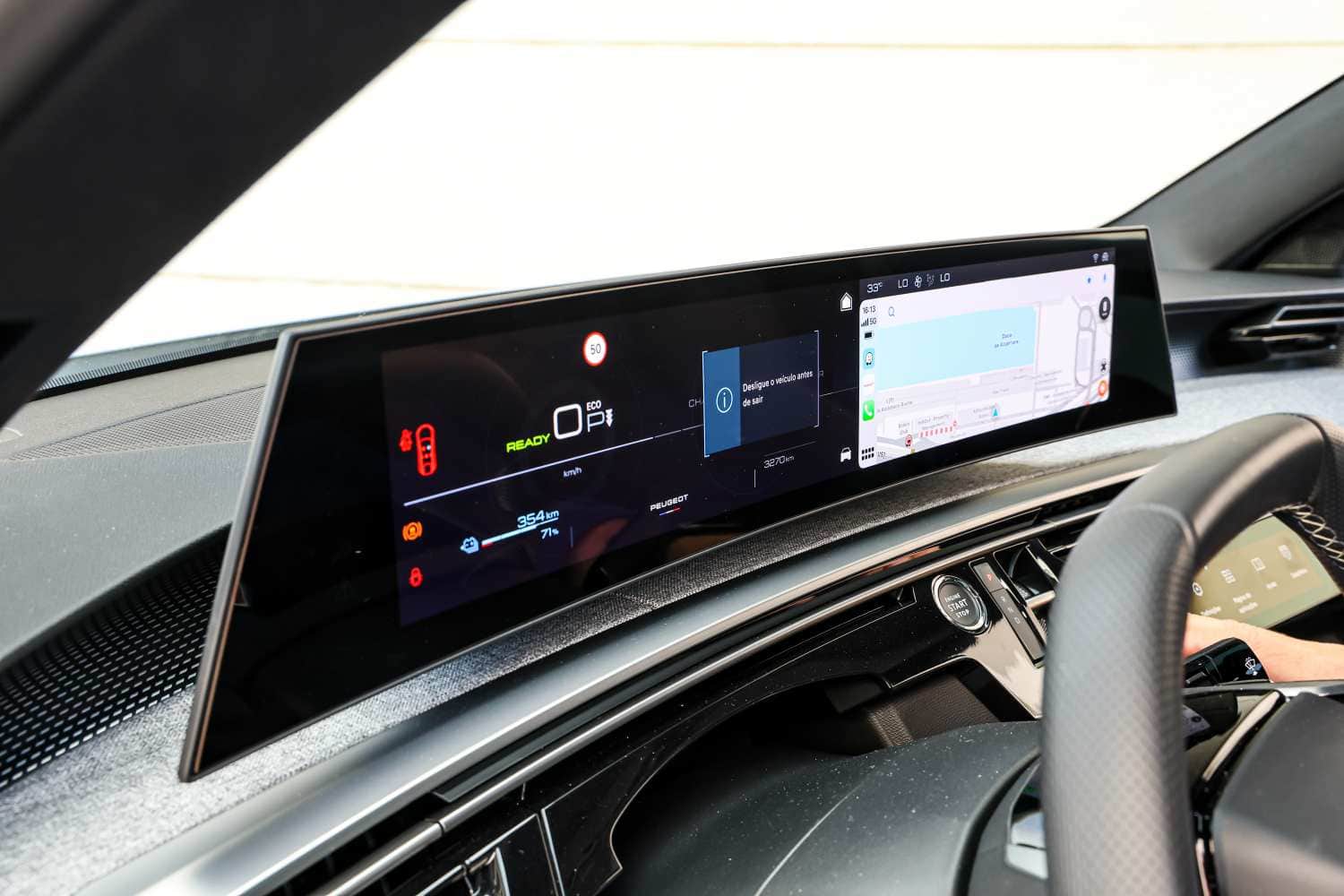 1725445410 549 Peugeot E 3008 GT SUV Coupe electrique premium chez les generalistes