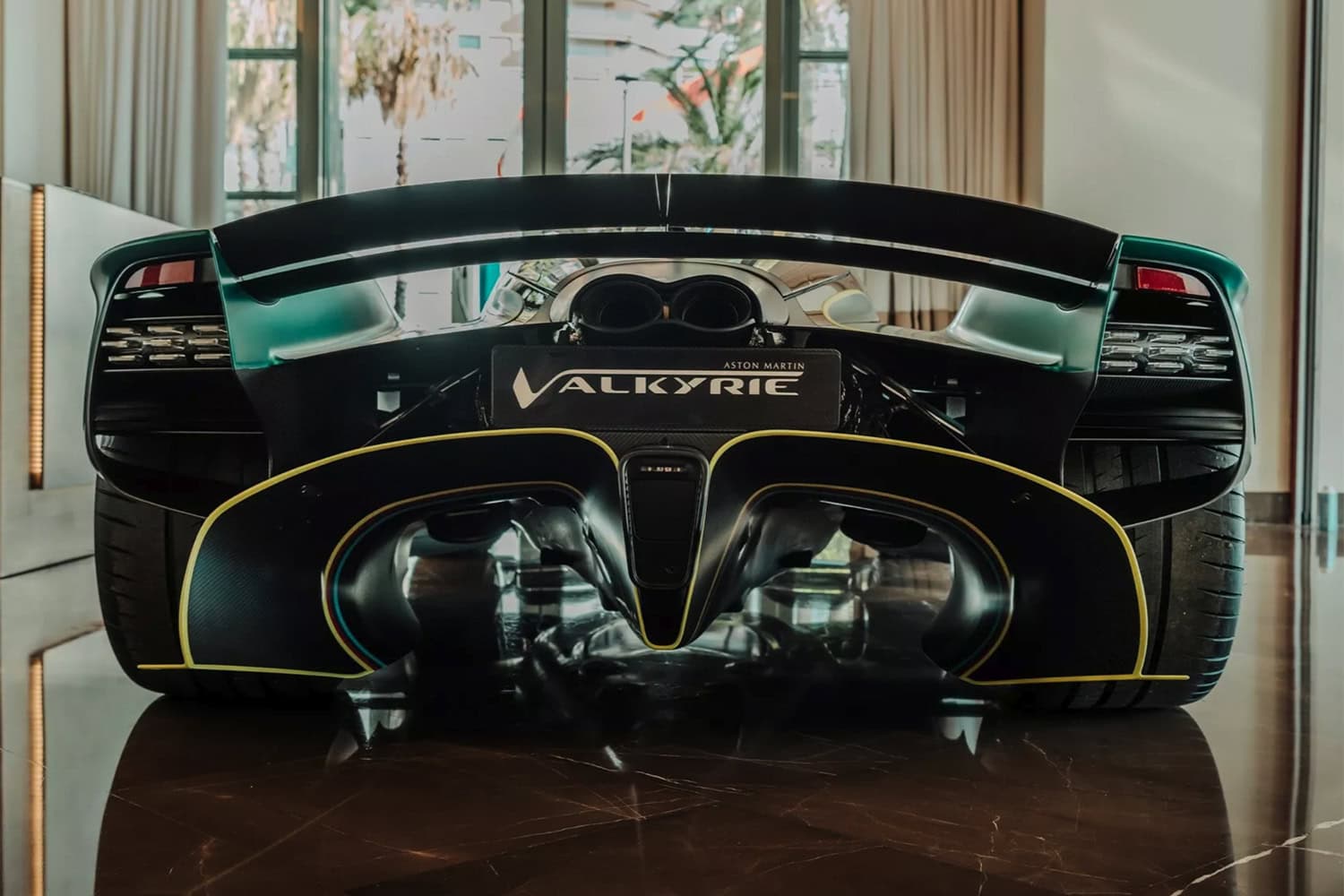 1725873807 986 Une F1 routiere Fernando Alonso a deja sa Valkyrie