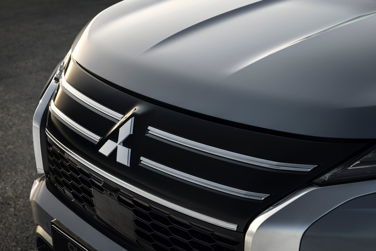 1727889812 915 Mitsubishi Outlander PHEV La quatrieme generation arrive en Europe avec