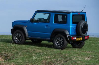 Suzuki Jimny - arrière