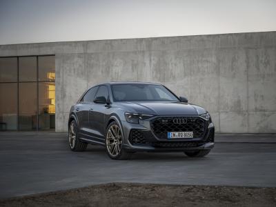 Les gros SUV pourraient être interdits de Paris dans le cadre d'un projet de loi Audi RS Q8