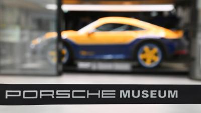 Porsche 911 Dakar - côté