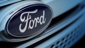 Ford s'apprête à supprimer 800 emplois au Royaume-Uni