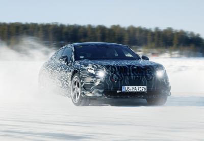 Voici les tests des méga-SUV électriques de Mercedes-AMG Prototype électrique Mercedes-AMG à quatre portes