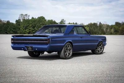 Vous allez adorer ou détester cette Plymouth GTX remplacée par un système électrique Plymouth GTX Electromod - arrière