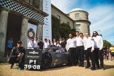 McMurtry Spéirling après avoir battu le record de Goodwood FoS