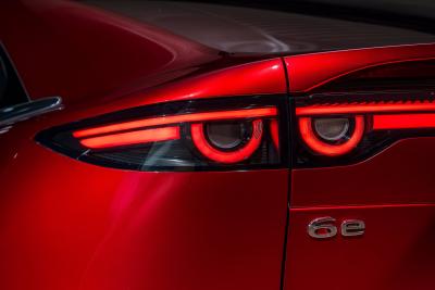 Mazda 6e - détail arrière