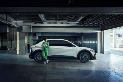 Keiichi Tsuchiya avec Hyundai Ioniq 5 N DK Edition