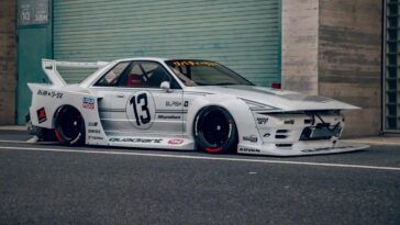 La dernière construction de Liberty Walk est une Nissan Skyline GT-R Bonkers Bosozoku