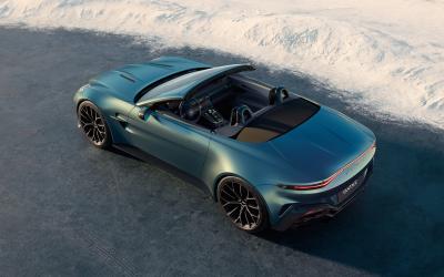 L'Aston Martin Vantage Roadster est là, et elle attire l'attention Aston Martin Vantage Roadster - arrière