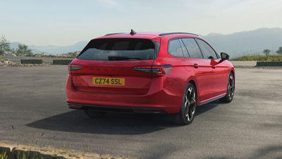 Skoda Superb SportLine, Break, 3/4 arrière