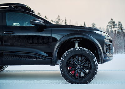 Audi Q6 E-tron concept hors route - détail latérale