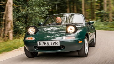 10 voitures bon marché avec phares escamotables https://www.carthrottle.com/news/10-reasonly-cheap-cars-pop-headlights