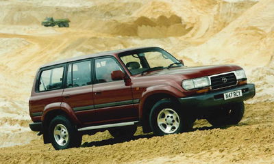 Série Toyota Land Cruiser 80