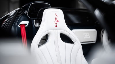 Bugatti Mistral, siège