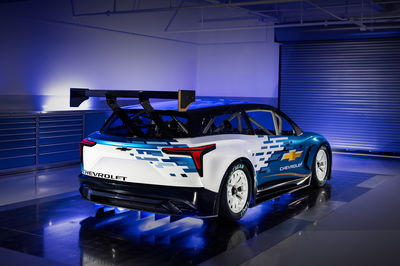 C'est Chevrolet pris sur un nascar ev Chevrolet Blazer Ev.R - arrière