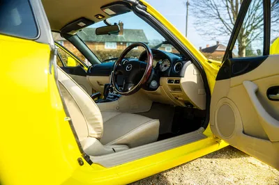Mazda MX-5 Coupé - Intérieur