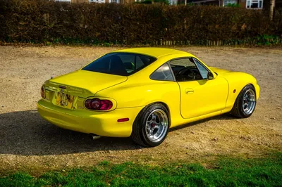 Mazda MX-5 Coupé - arrière