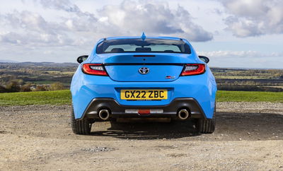 Toyota GR86 - arrière