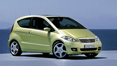 La Classe A Mercedes mourra l'année prochaine Mercedes Classe A - deuxième génération, avant