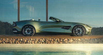 Aston Martin Vanquish Volante - côté