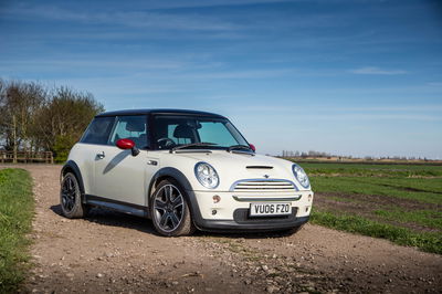 Pourquoi j'ai acheté un R53 Mini Cooper S, et ce que vous devez savoir avant de faire