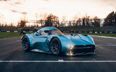 Le McMurtry Sppéirling vient de baiser le record de piste Top Gear McMurtry Sppéirling Pure - Front