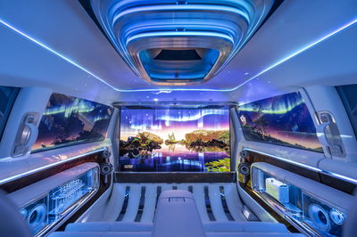 Mercedes Vision V - compartiment arrière