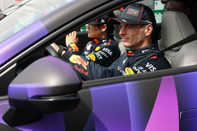 Max Verstappen et Yuki Tsunoda dans le prototype Honda 0 SUV