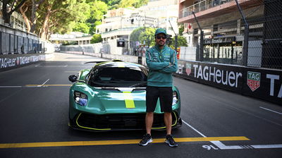 Regardez Fernando Alonso pousser l'Aston Martin Valhalla autour de Monaco Fernando Alonso avec une Aston Martin Valhalla