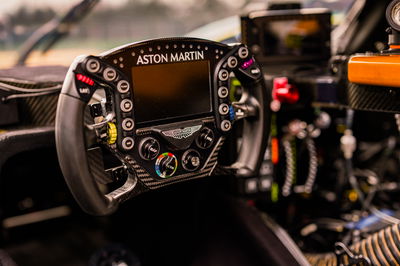 Aston Martin Valkyrie LM - intérieur