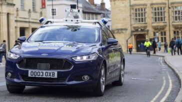 Les taxis autonomes pourraient être sur les routes britanniques en moins d'un an Les taxis autonomes pourraient être sur les routes britanniques en moins d'un an