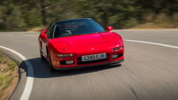 Honda fera de nouvelles pièces pour les vieilles voitures, en commençant par le NSX d'origine