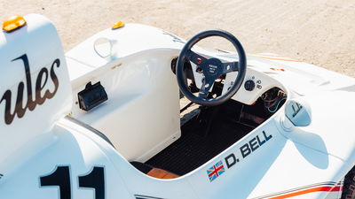 Porsche 936 Junior, cabine