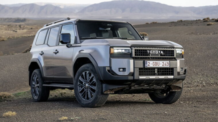 Le Toyota Land Cruiser Hybride est là, et il est toujours imparable Le Toyota Land Cruiser Hybrid est là, et il est toujours imparable